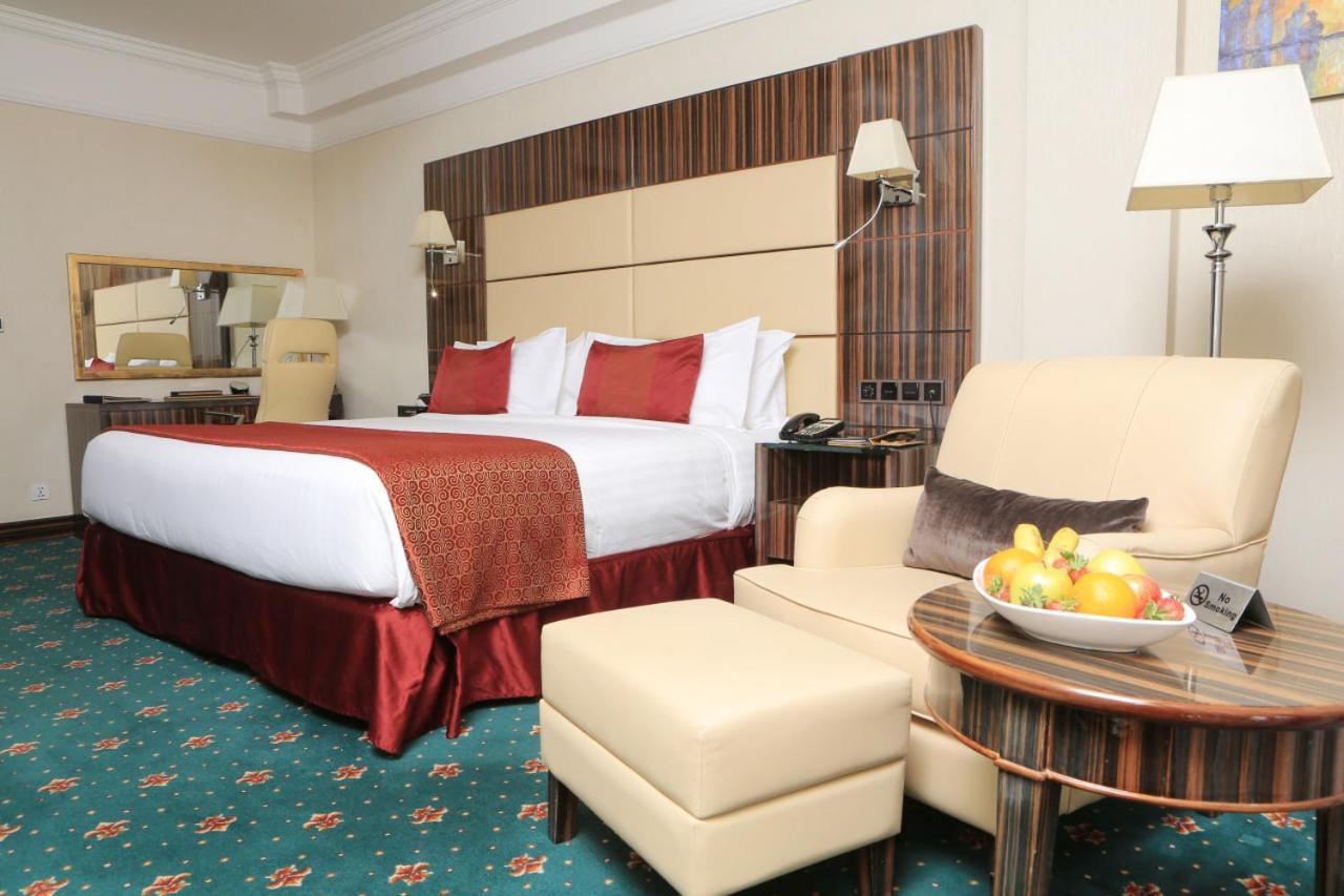 Golden Tulip Addis Ababa Hotel Bagian luar foto